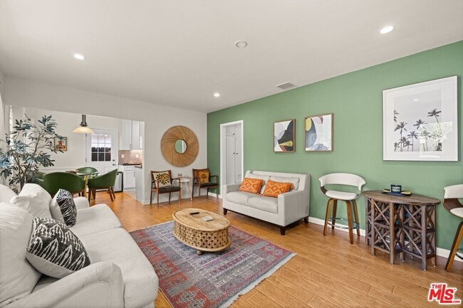 Photo - 22621 Dolorosa St