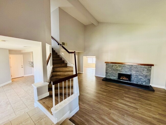 Photo - 38343 5th Pl W