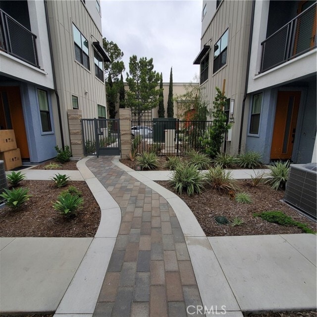 Photo - 944 N Divino Privado