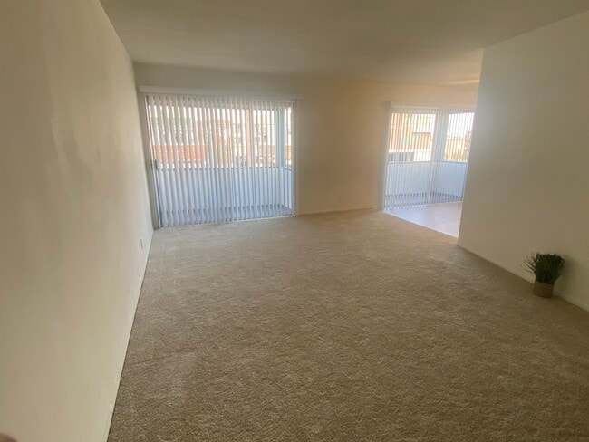 Photo - The Grecian Terrace Apartments