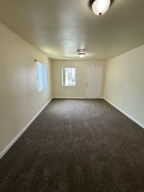 Photo - 237-239 E 81st St