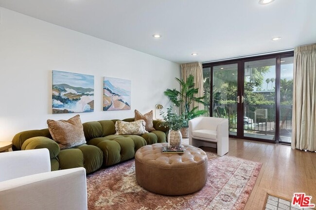 Photo - 1351 N Crescent Heights Blvd Unit 207