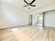Photo - 6337 Whitsett Ave Apartment Unit 25