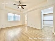 Photo - 1837 Beloit Ave Unit 202