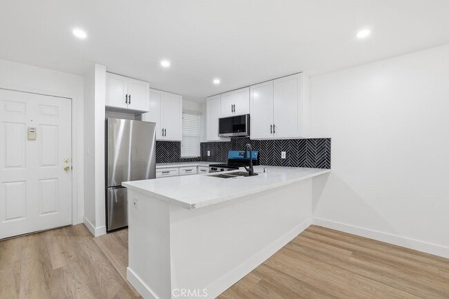 Photo - 17000 Burbank Blvd Unit 108