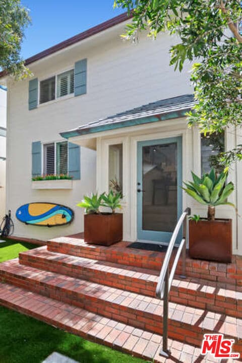 Photo - 107 Malibu Colony Rd