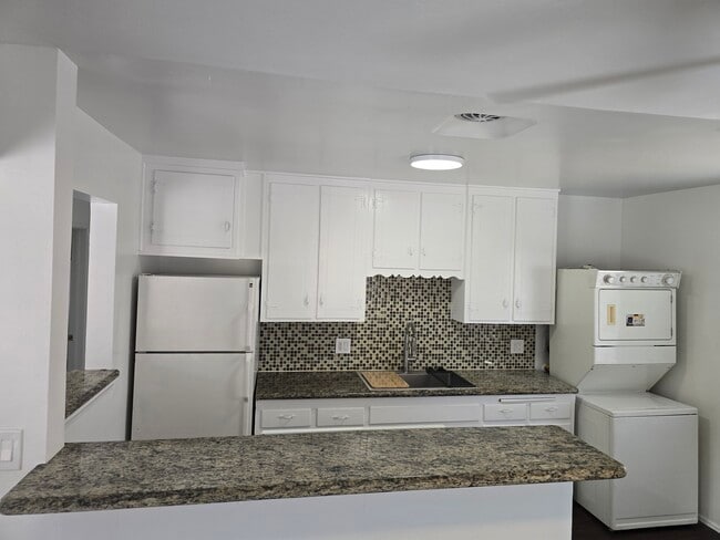 Photo - 5021 Williams Ave Unit D