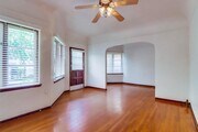 Photo - Charming Top Floor 1-Bedroom Apartment in ... Unit 229