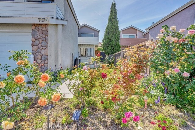 Photo - 1409 Lakeside Ln