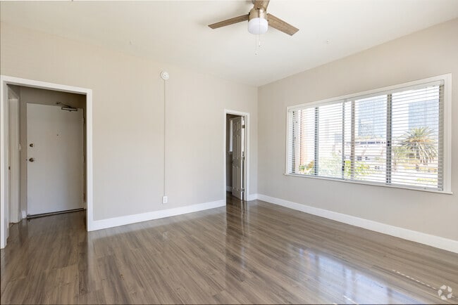 Gorgeous Newly Remodeled One Bedroom and S... - Gorgeous Newly Remodeled One Bedroom and S... Apartments