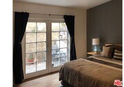 Photo - 1145 Larrabee St Unit 3
