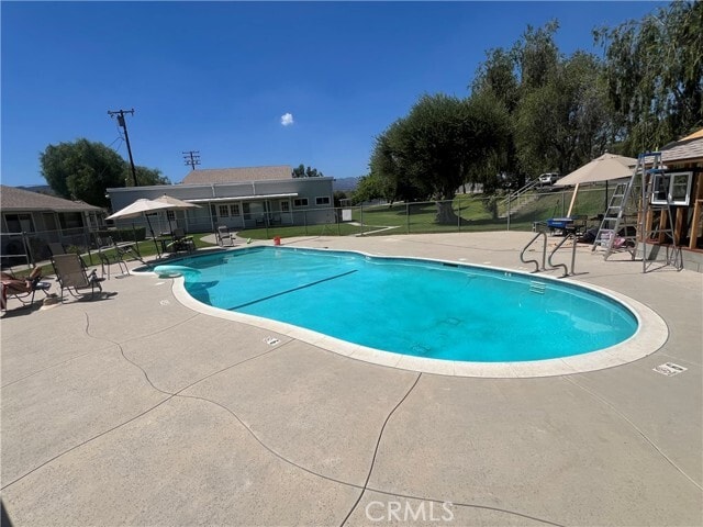 Photo - 150 E Lakeshore Dr
