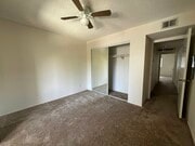 Photo - 569 E St