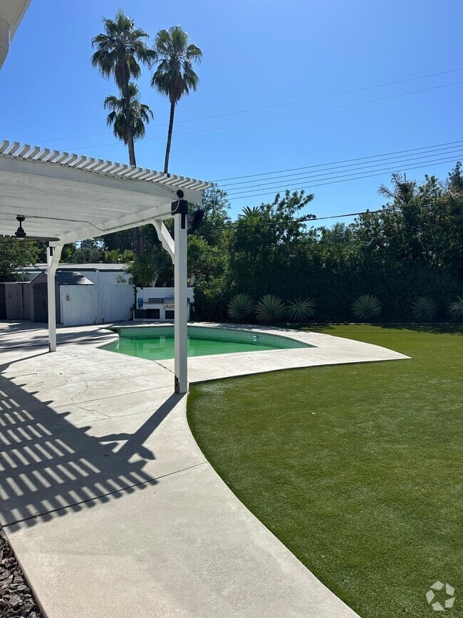 Building Photo - 5741 Larryan Dr Rental