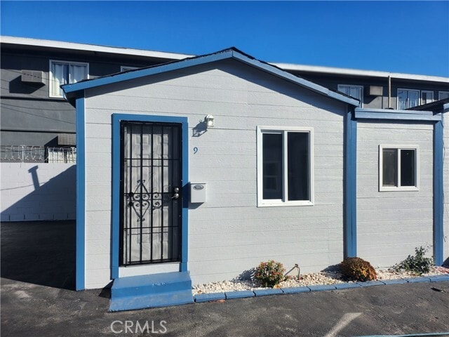 Building Photo - 3717 W Imperial Hwy Unit 9