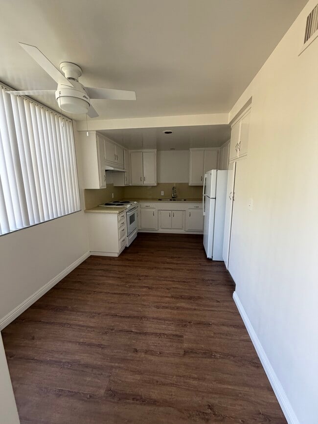 Photo - 400 E California Blvd Unit 12