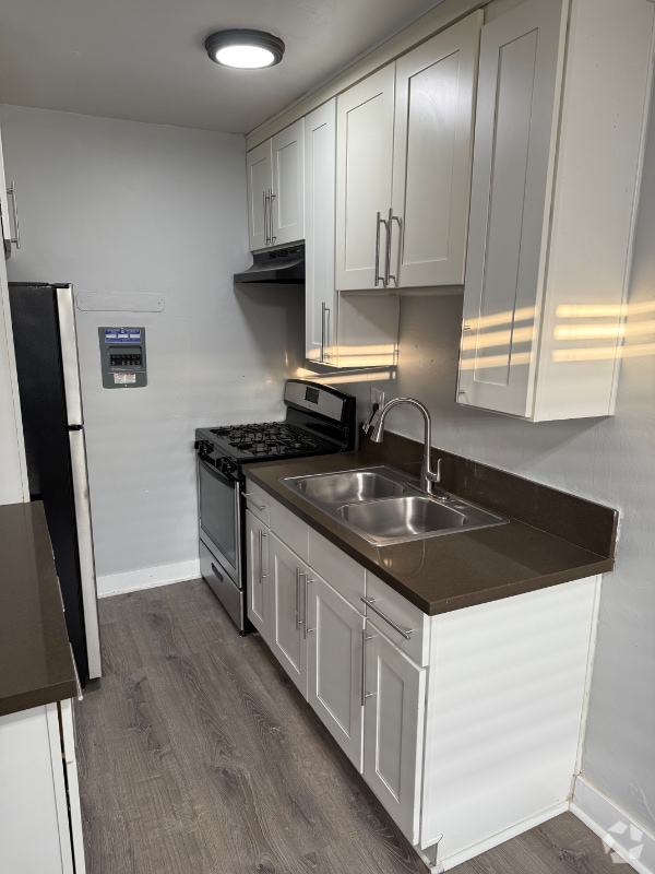 Building Photo - 5741 Virginia Ave Rental