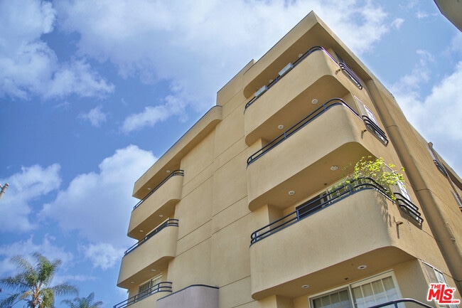 Photo - 9830 Vidor Dr Unit 302