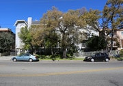 Photo - 10845 Camarillo St Apartments