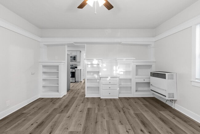 Building Photo - 736 Olive Ave Unit 736