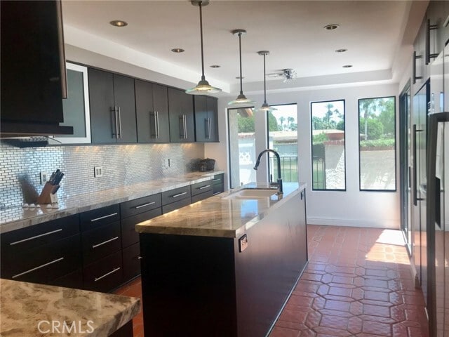 Photo - 22 Cll Escala