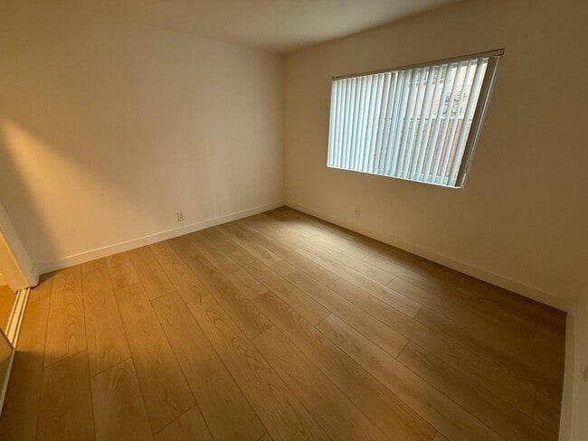 Photo - 10760 Rose Ave Unit 106