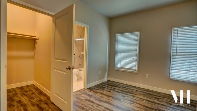 Photo - Modern Three Bedroom House Near USC Campus!