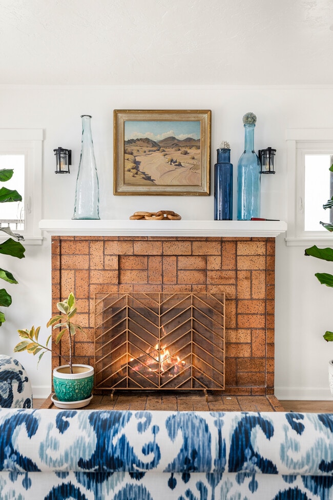 Photo - 810 E Anapamu St