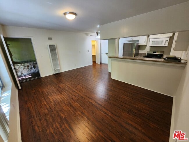 Photo - 1013 N San Vicente Blvd Unit 2