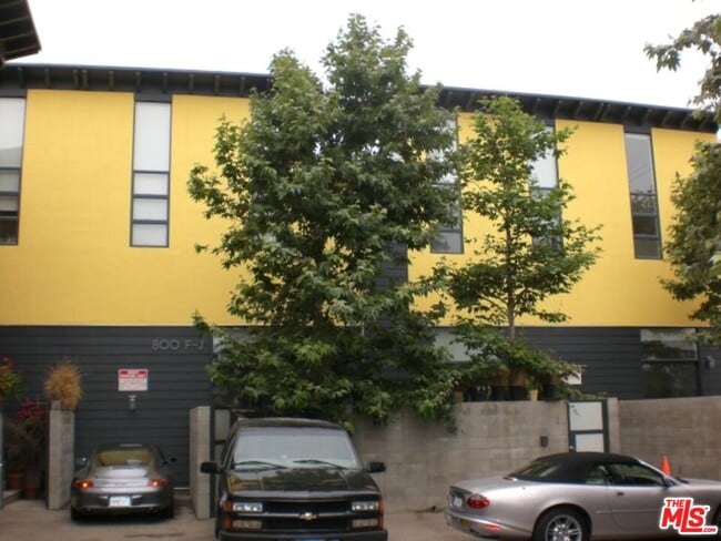 Photo - 800 Hampton Dr Unit H