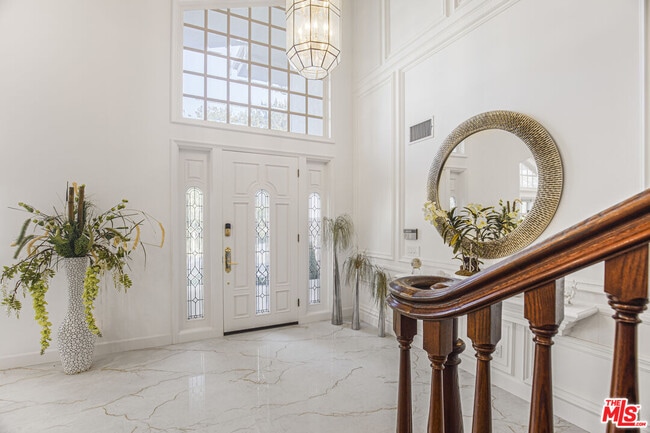 Photo - 6111 County Oak Rd