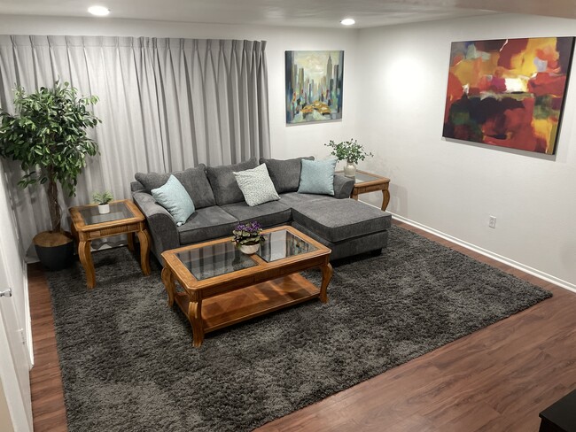 Building Photo - 7638 Newlin Ave Unit Uptown Whittier