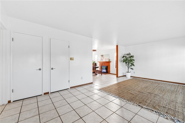 Photo - 6682 Alexandria Dr