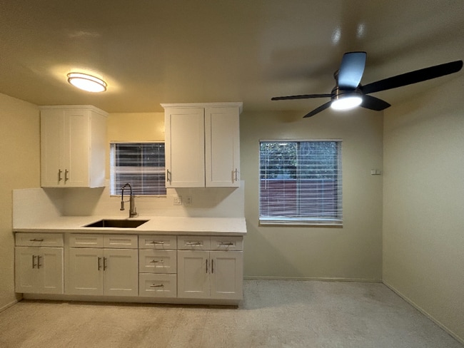 Photo - 313 S Wabash Ave Unit C