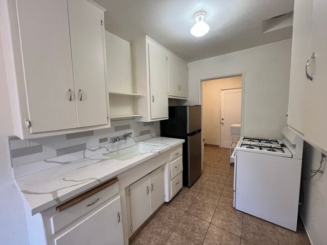 Photo - 6718 Comet St
