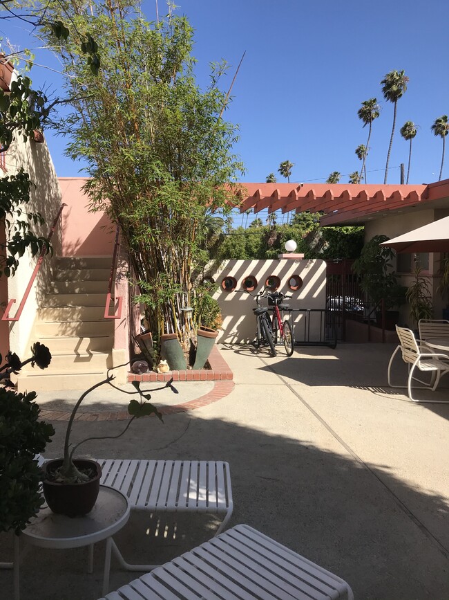 Photo - 905 California Ave Unit 905