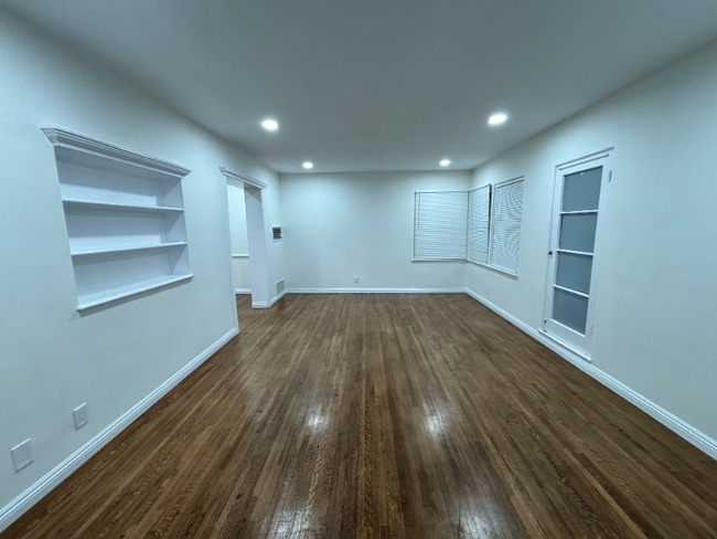 Photo - 1366 Kelton Ave Unit 1366