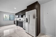 Photo - 1360 Baja St