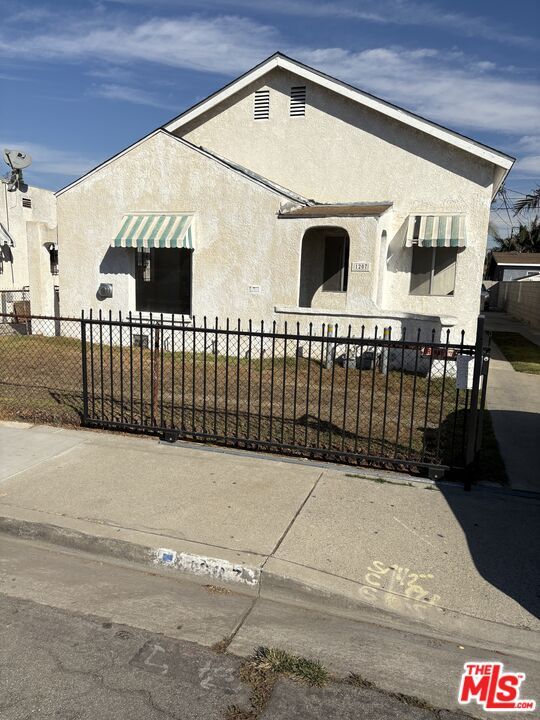 Building Photo - 1207 E 76th St