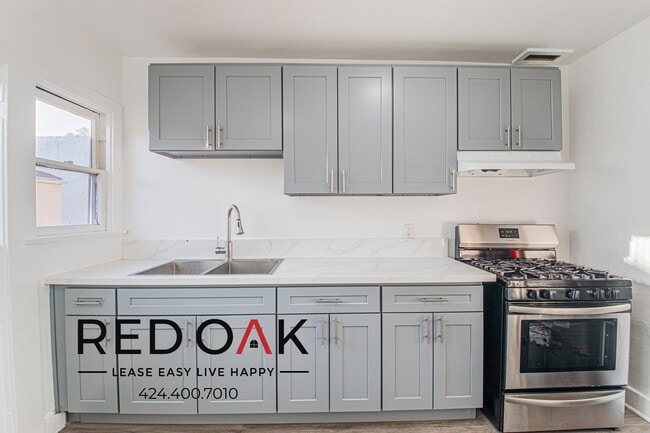 Photo - 423 N Normandie Ave Unit 423