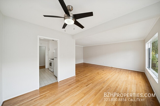 Photo - 1306 Havenhurst Dr Unit 6