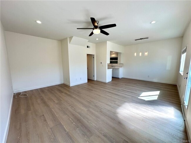 Photo - 455 29th St Unit 453