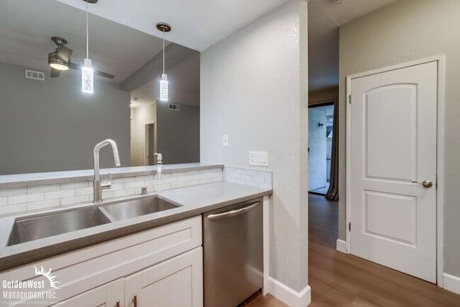 Photo - Updated 2Bdm 2Ba Condo in the Creekwood at River Run Community Unit 240