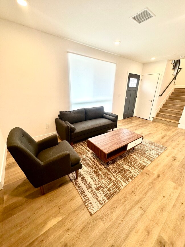 Photo - 1543 W 37th Pl Unit 1543 w 37th Pl