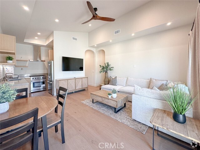 Building Photo - 1246 S Gertruda Ave Rental