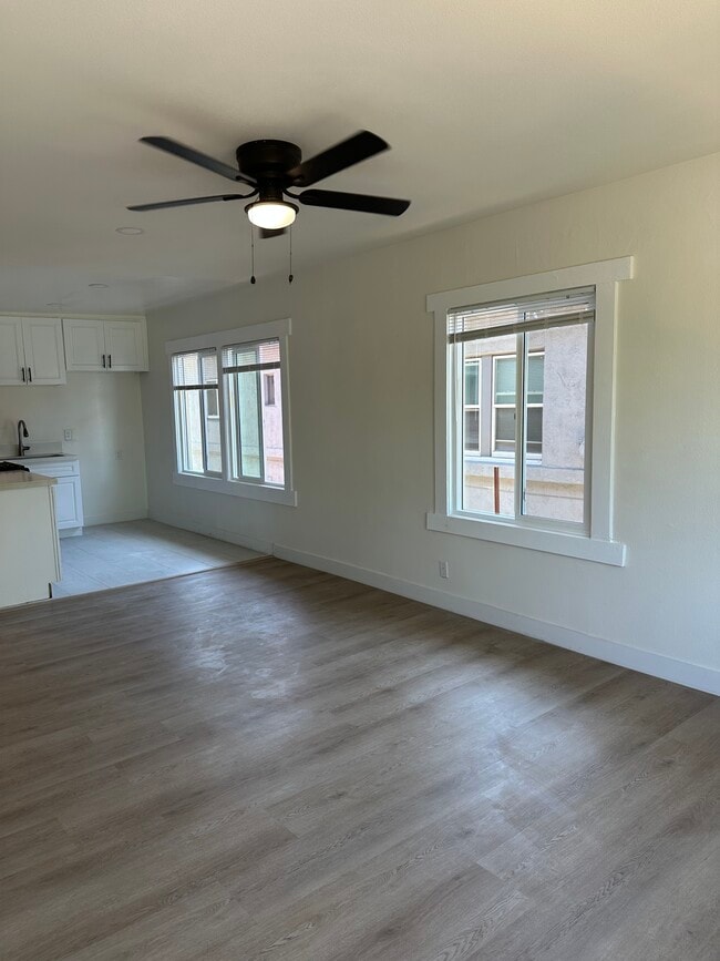 Photo - 1630 Chestnut Ave Unit 1630 Chestnut Avenue