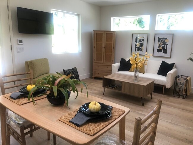 Photo - 19524 Greenbriar Dr Unit furnished or unfurnished