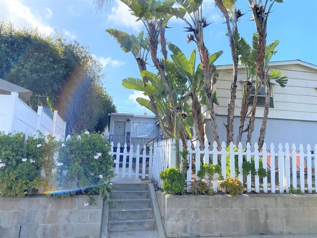 Photo - 710 3rd St House