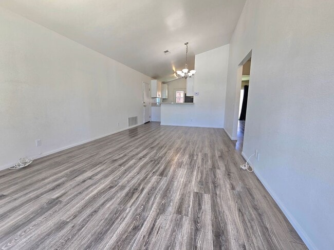 Photo - House for Rent!  2 Bed | 2 Bath | 944 Sq Ft | 2-Car Garage | Eastlake Community