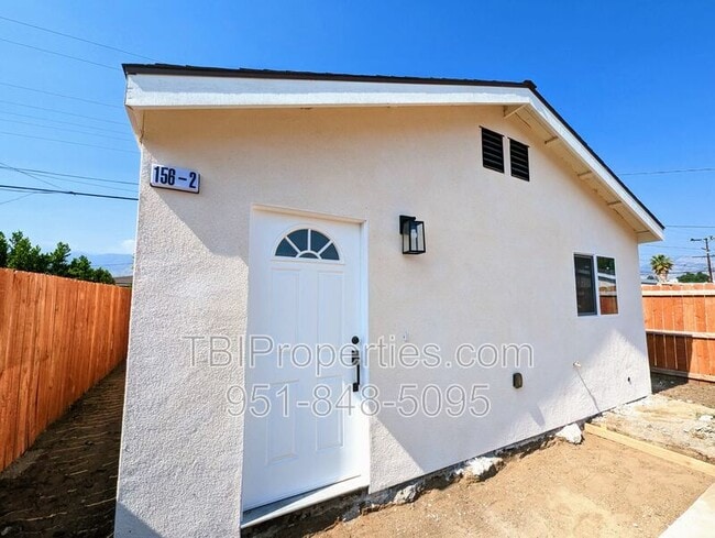 Building Photo - 156 E Marshall Blvd Rental